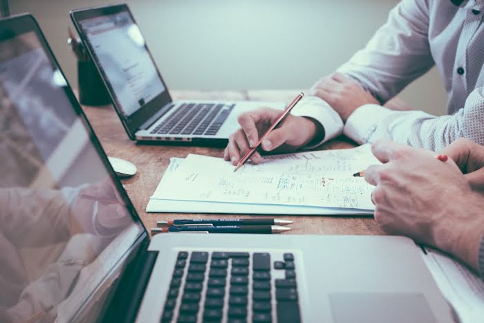 The Impact of the Cloud on Business IT Infrastructure